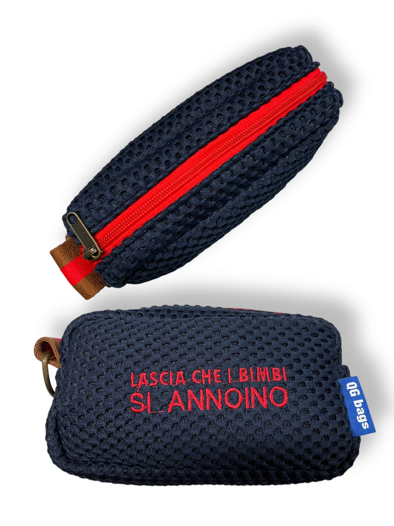 PILLOLA neoprene blu + ricamo rosso