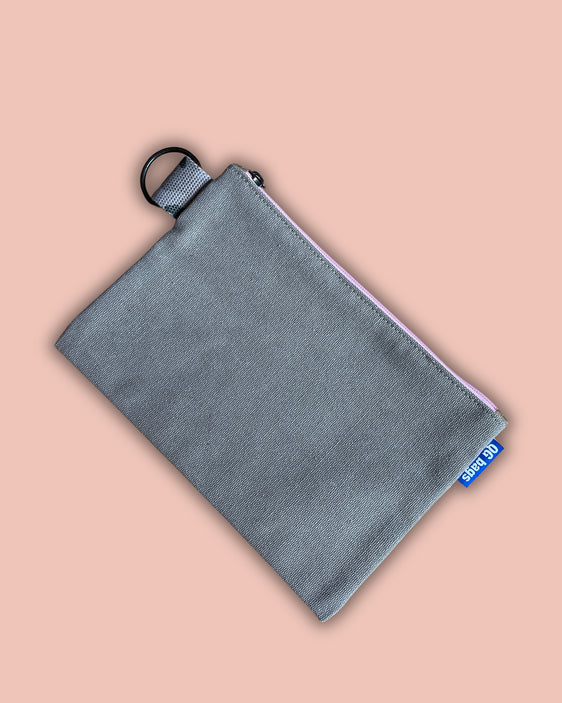 POCHETTE tessuto grigio + cerniera rosa