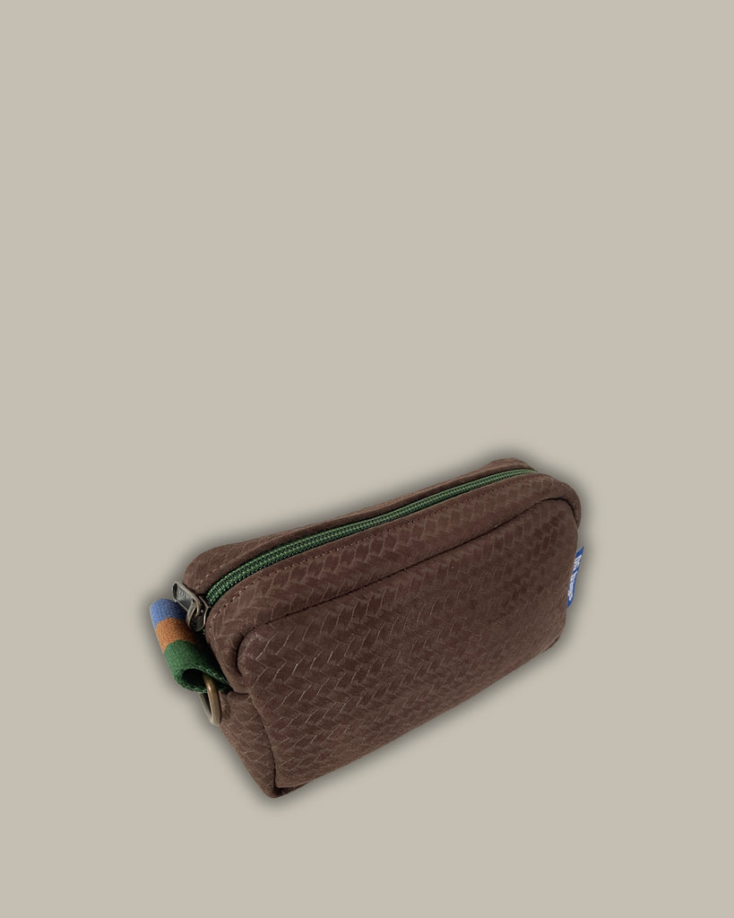 Brown woven eco-leather pillow + green zipper