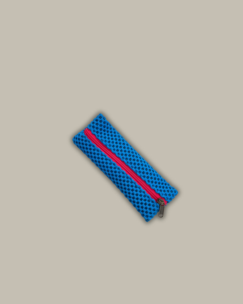 ACCIUGA neoprene azzurro + cerniera prugna