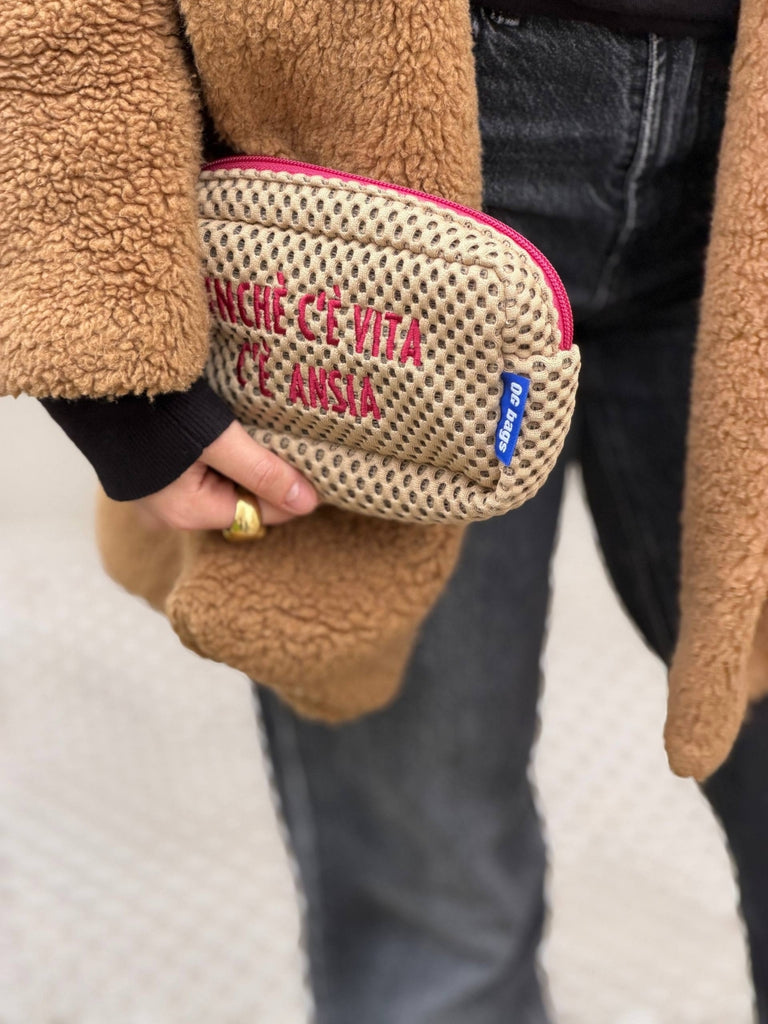 PILLOLA neoprene beige + ricamo rosa scuro