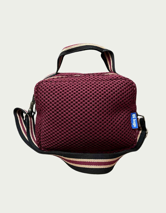 CARLOTTA bordeaux neoprene + handle 27