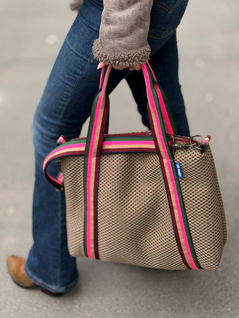 GRACE neoprene castoro con manico 56