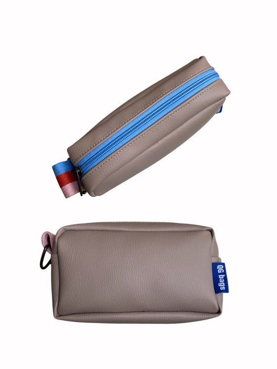 Ivory waterproof eco-leather pillow + blue zipper