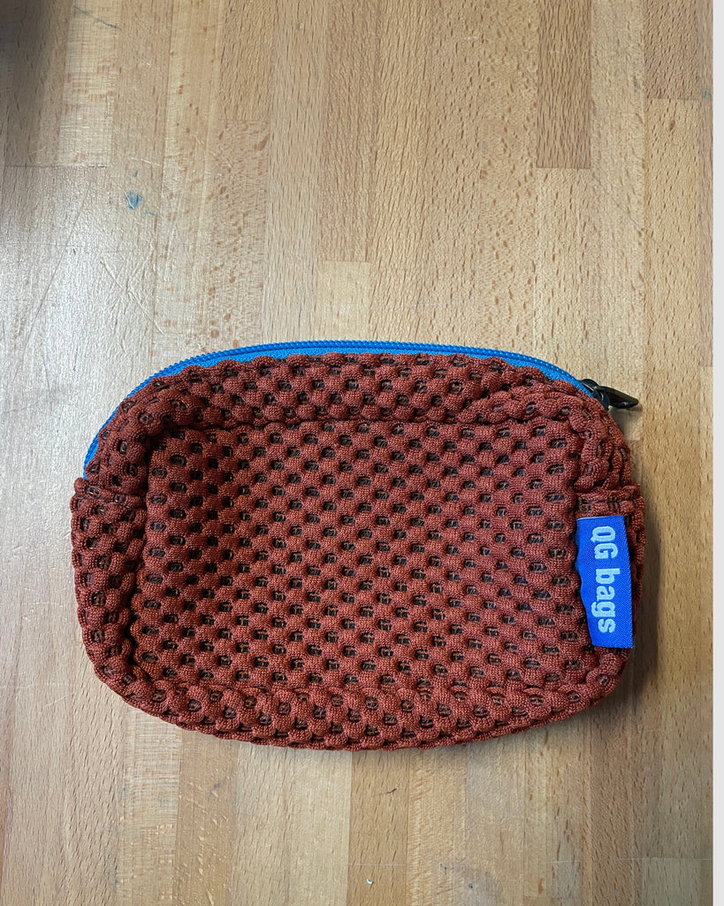 MICRO PILLOLA neoprene ruggine + cerniera azzurra