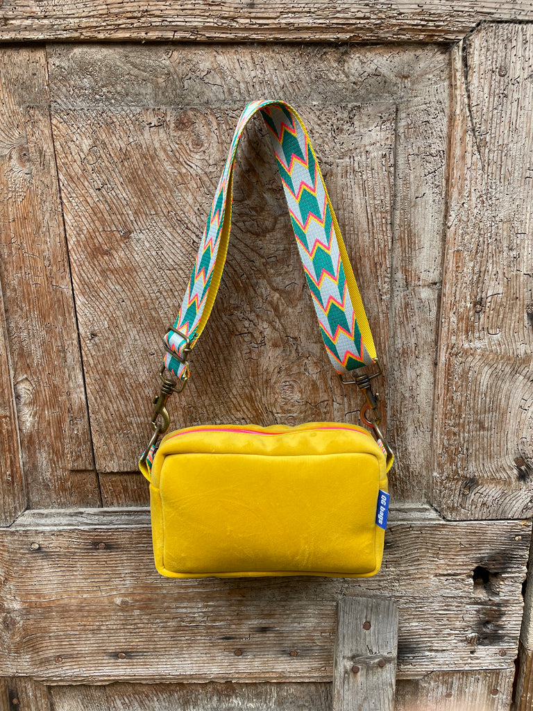 CECI BAG velluto impermebile giallo + manico zigzag