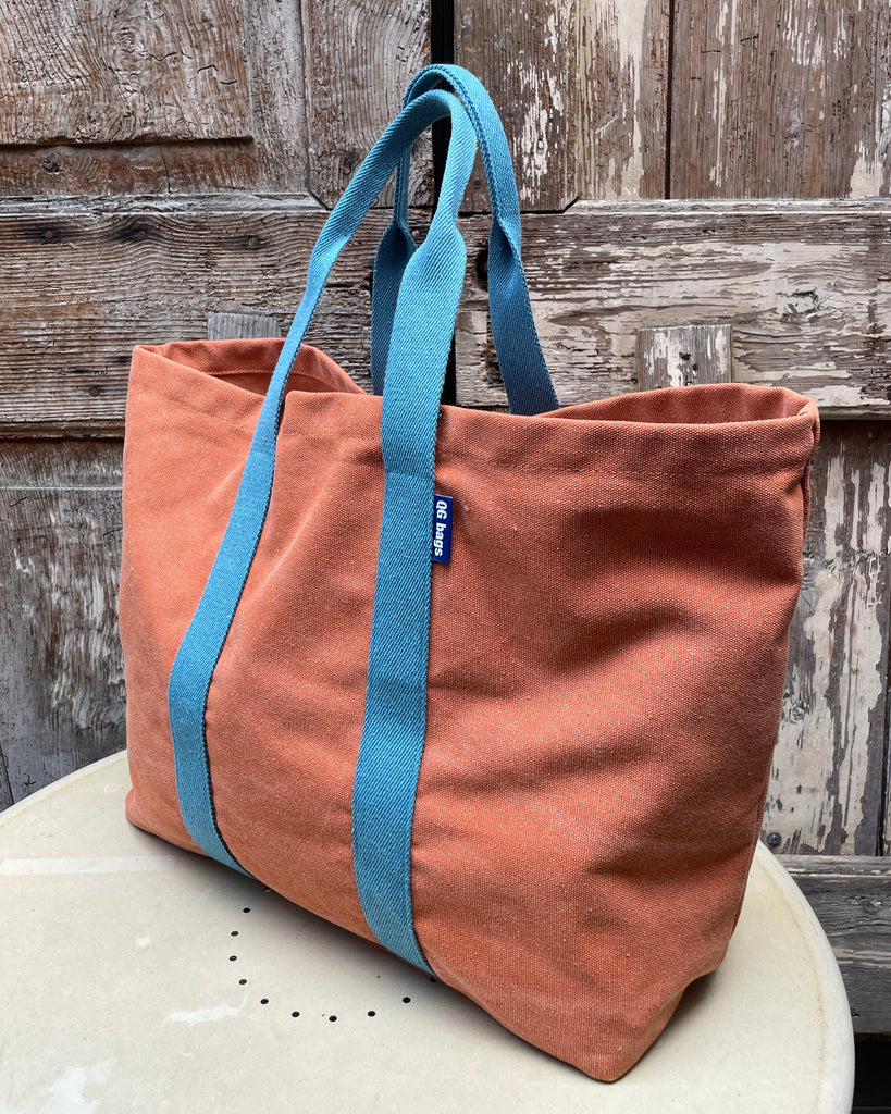 SUPER BAG tessuto cotone terracotta + manico azzurro