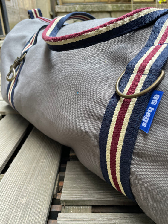 TRAVEL gray herringbone fabric + handle 70