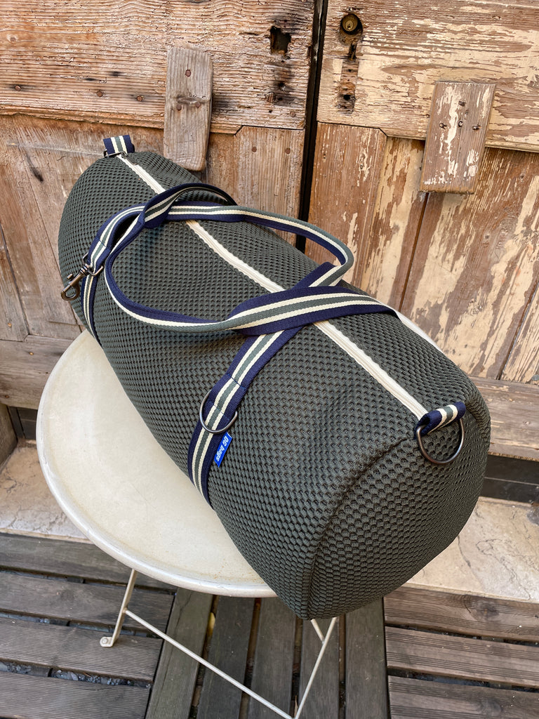 TRAVEL gray herringbone fabric + handle 70