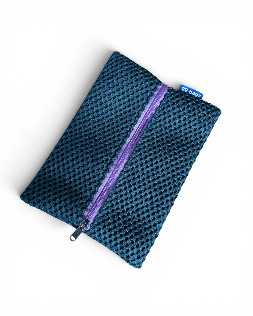 SOGLIOLA neoprene petrolio + cerniera lilla