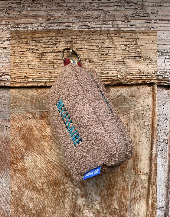 PILLOLA pelosino castoro + ricamo petrolio