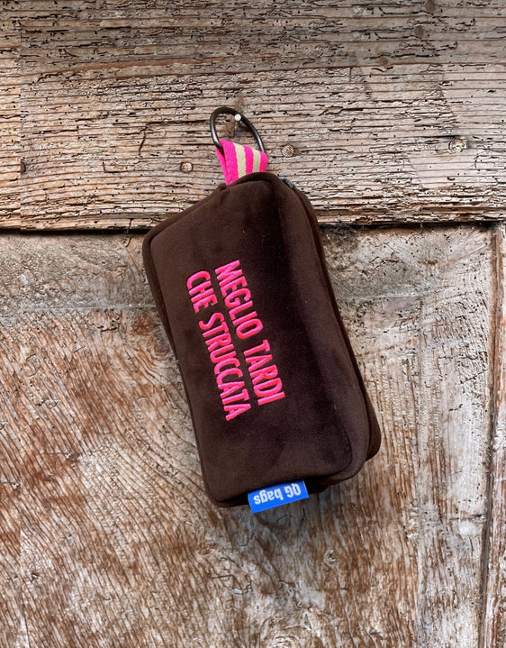 PILLOLA velluto marrone + ricamo fucsia fluo