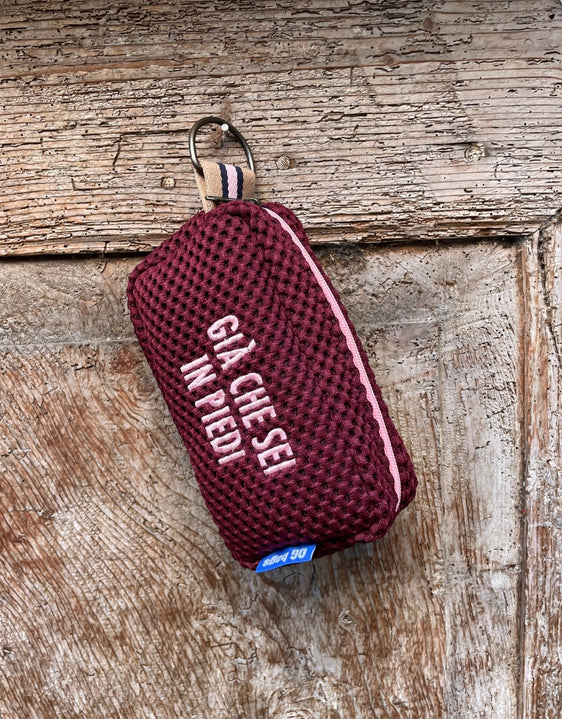 PILLOLA neoprene bordeaux + ricamo rosa