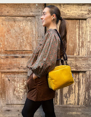 CARLOTTA velluto giallo zafferano + manico 90